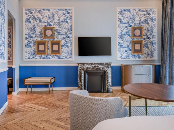 Santo Mauro, a Luxury Collection Hotel, Madrid : photo 7 de la chambre chambre premium de luxe lit king-size ou lits jumeaux