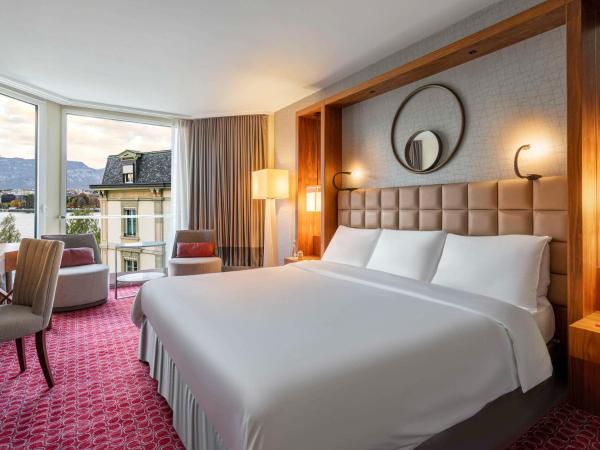 Fairmont Grand Hotel Geneva : photo 1 de la chambre chambre double fairmont - vue partielle sur lac