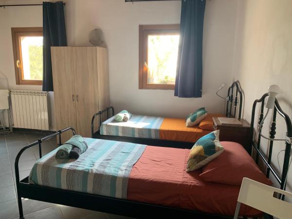 Glamping Montecontessa by SMART-HOME, Monolocali : photo 10 de la chambre studio avec vue sur jardin