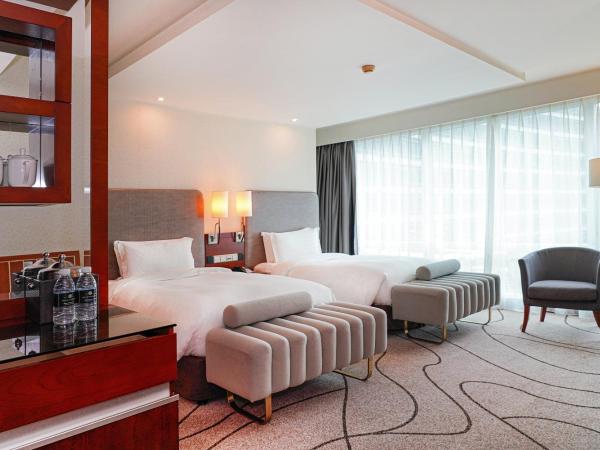 Pullman Shanghai Central : photo 1 de la chambre chambre lits jumeaux de luxe