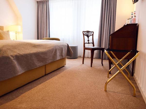 Hotel Lindenufer : photo 2 de la chambre chambre double