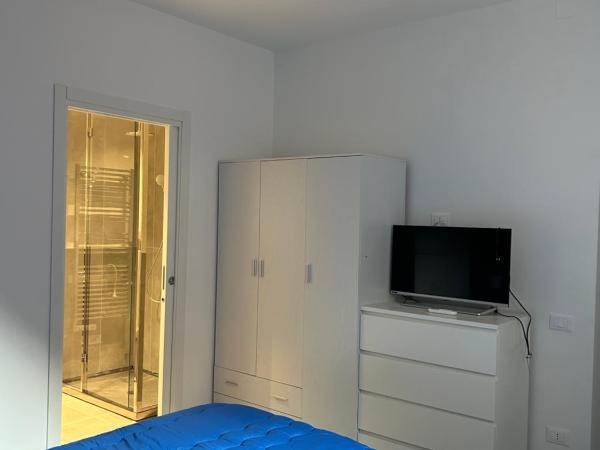 MAISON ELLE : photo 1 de la chambre chambre double avec salle de bains privative