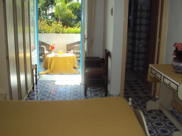 Hotel Villa Hermosa : photo 4 de la chambre chambre double Économique avec balcon