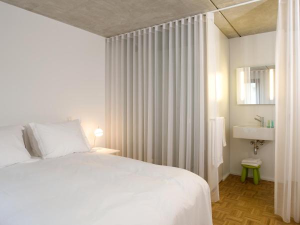 BANKS Antwerp : photo 10 de la chambre chambre double standard