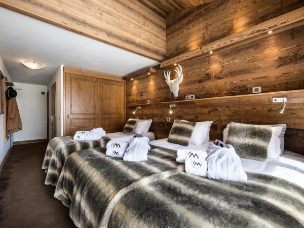 Hôtel Ski Lodge - Village Montana : photo 5 de la chambre chambre triple avec balcon - 3 adultes (13 ans et plus)
