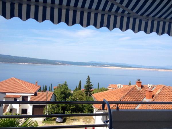 Guesthouse Villa Juric : photo 1 de la chambre studio avec balcon et vue sur la mer