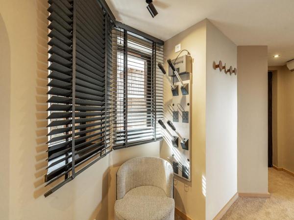 Fahrenheit Seven Courchevel : photo 7 de la chambre suite junior avec balcon