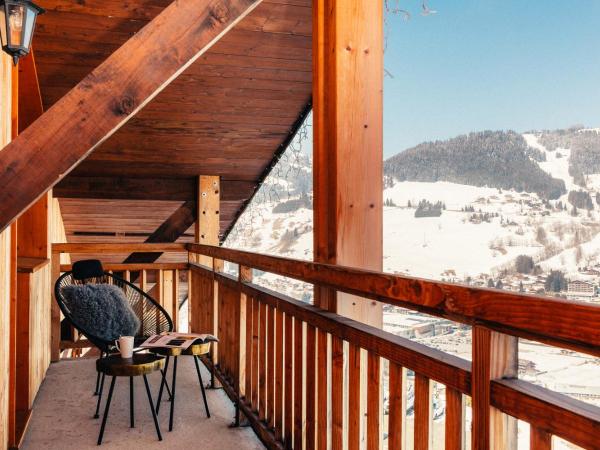 Hôtel L'Arboisie : photo 6 de la chambre la suite megève avec balcon