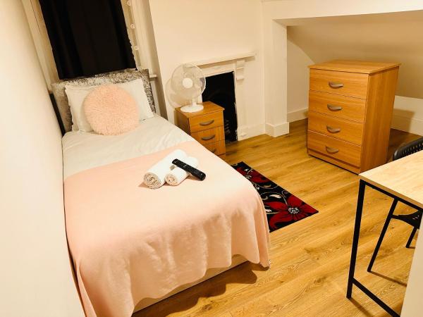 Victorian Woods BnB : photo 3 de la chambre chambre simple avec salle de bains commune