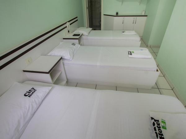 City Hotel, Curitiba : photo 4 de la chambre chambre triple