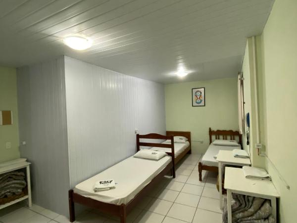 City Hotel, Curitiba : photo 2 de la chambre chambre familiale