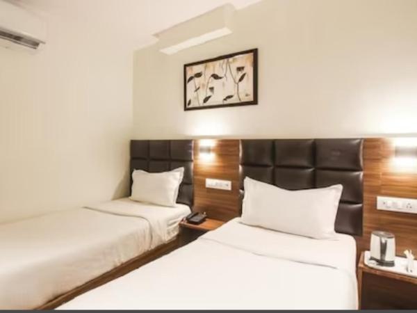 Hotel Deluxe Residency : photo 9 de la chambre chambre double deluxe