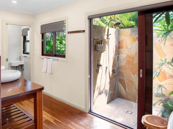 Away Guesthouse- Away on Shirley Lane : photo 6 de la chambre chambre double - vue sur parc