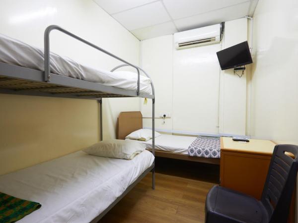 Ros Heritage Motel : photo 2 de la chambre chambre triple