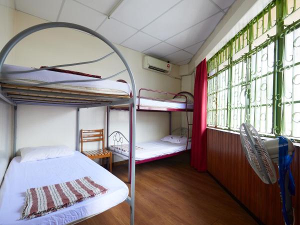 Ros Heritage Motel : photo 1 de la chambre dortoir mixte de 4 lits