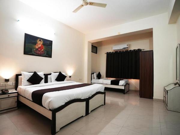 Hotel Lotus Inn : photo 1 de la chambre chambre triple deluxe