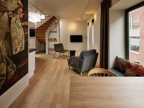 Hotel Miss Blanche : photo 3 de la chambre appartement avec balcon