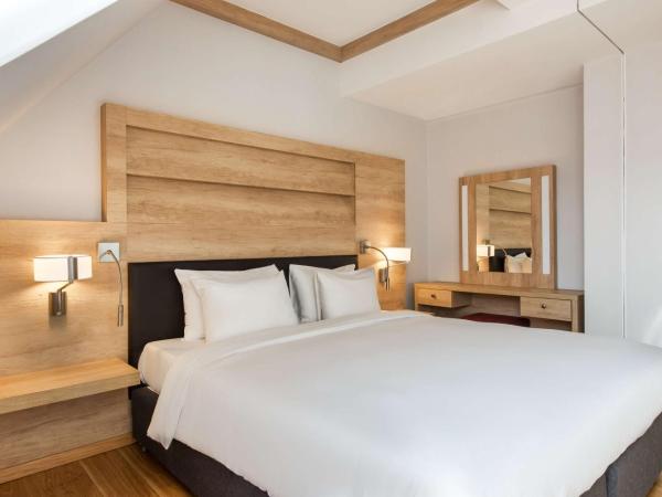 Radisson Blu Hotel & Residences : photo 4 de la chambre suite - vue sur montagne