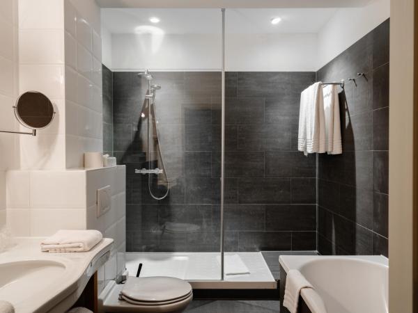 Ghent River Hotel : photo 2 de la chambre suite deluxe avec lit king-size