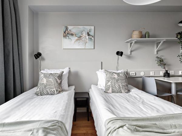 Forenom Aparthotel Stockholm Alvik : photo 4 de la chambre chambre lits jumeaux standard