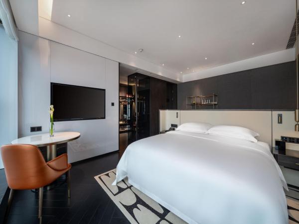 The Langbo Chengdu, in The Unbound Collection by Hyatt : photo 4 de la chambre 1 chambre lit king-size de luxe