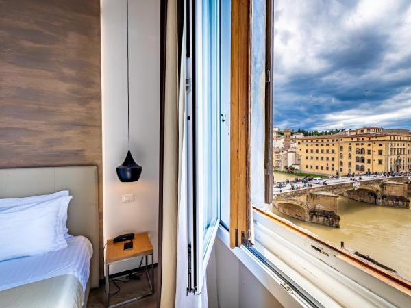 Rivalta Hotel - Alfieri Collezione : photo 3 de la chambre chambre double deluxe avec vue