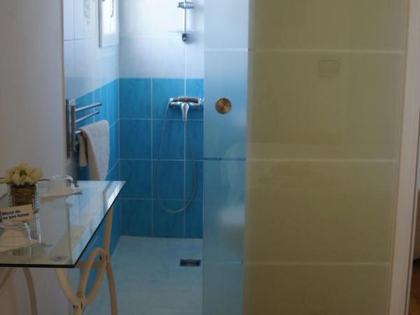 Chambre d'hôtes Ananda : photo 8 de la chambre chambre double avec terrasse