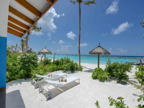 Joy Island Maldives All Inclusive Resort : photo 4 de la chambre beach villa with sunrise view