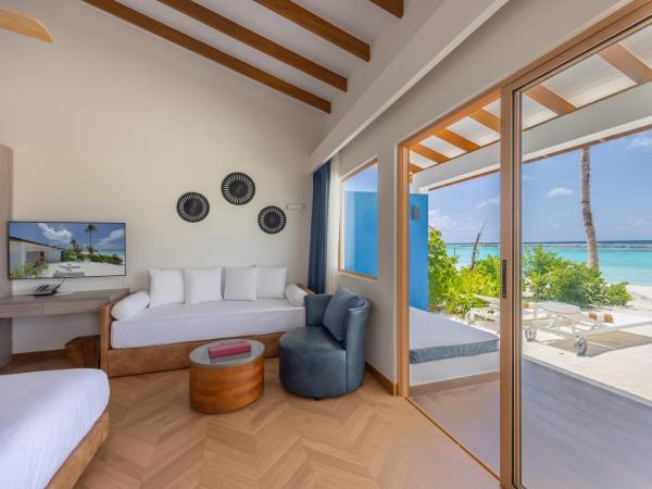 Joy Island Maldives All Inclusive Resort : photo 6 de la chambre beach villa with sunrise view