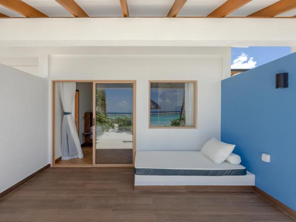 Joy Island Maldives All Inclusive Resort : photo 2 de la chambre villa de plage familiale