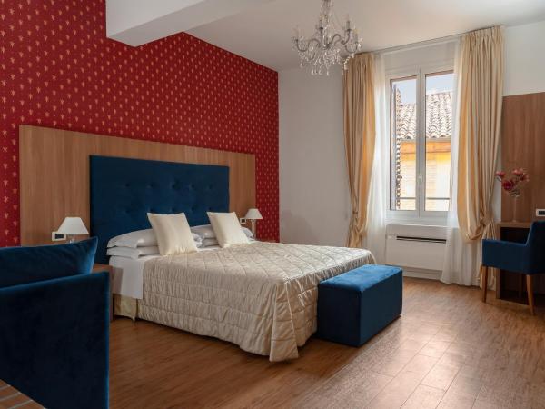 Albergo Rossini 1936 Small & Charming : photo 5 de la chambre chambre double deluxe