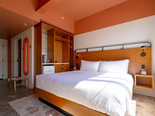 The Myriad Hotel : photo 6 de la chambre chambre lit king-size standard