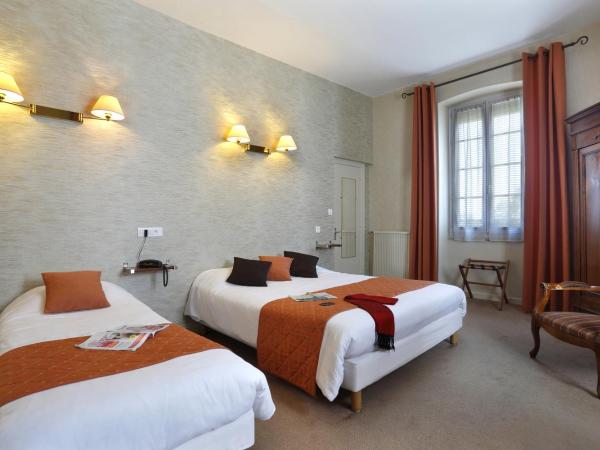Hôtel Les Tilleuls, Bourges : photo 3 de la chambre chambre triple