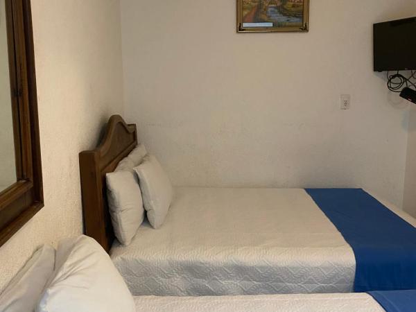 Hotel Nacional : photo 2 de la chambre chambre triple