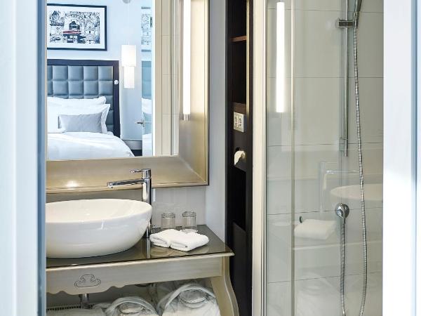 Steigenberger Hotel Herrenhof : photo 2 de la chambre chambre lit king-size ou lits jumeaux supérieure