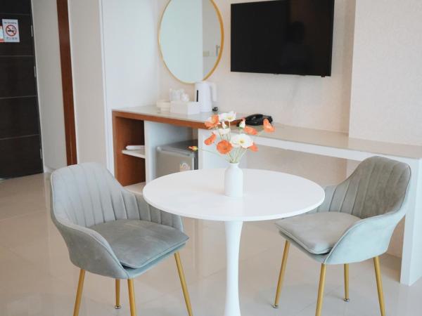 Herry Residence : photo 4 de la chambre chambre familiale