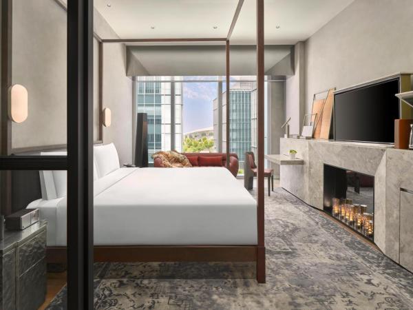 Kimpton Qiantan Shanghai, an IHG Hotel : photo 2 de la chambre essential chloe's favorite king bed room