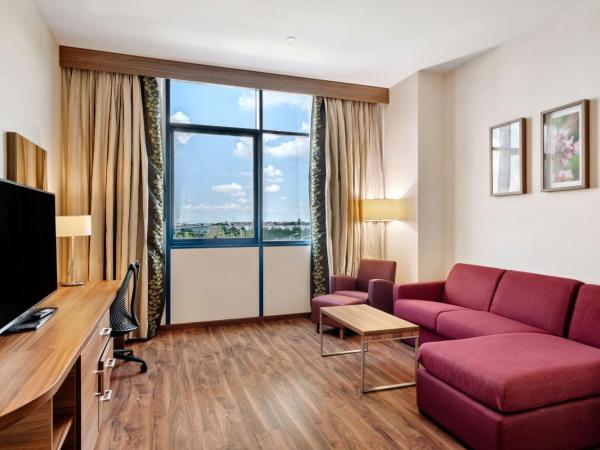 Hilton Garden Inn Sevilla : photo 1 de la chambre suite 1 chambre lit king-size