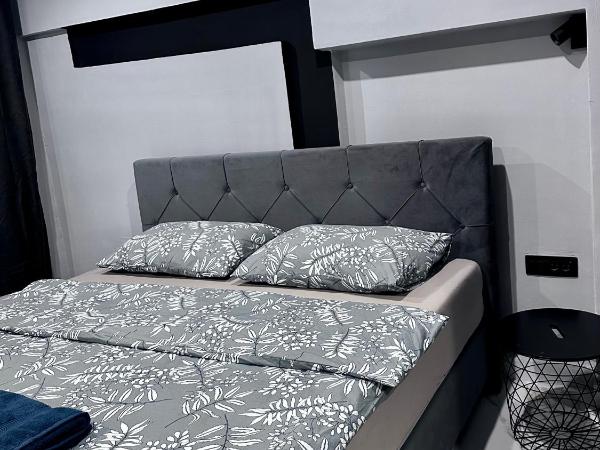 Allegra House : photo 4 de la chambre chambre double avec salle de bains privative