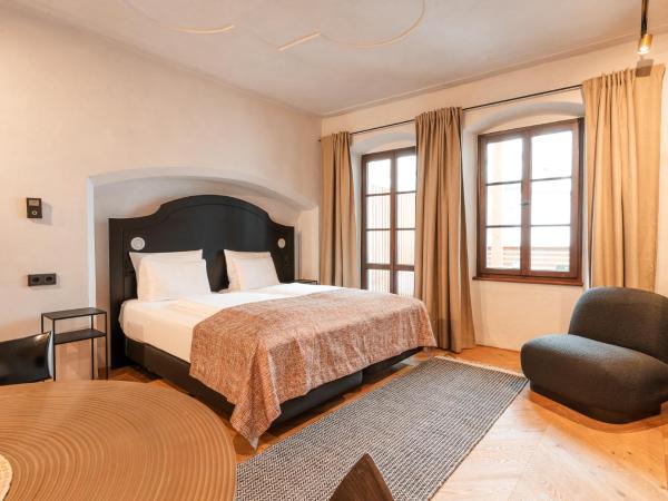 H5 Grauer Bär Studios & More : photo 2 de la chambre studio avec balcon