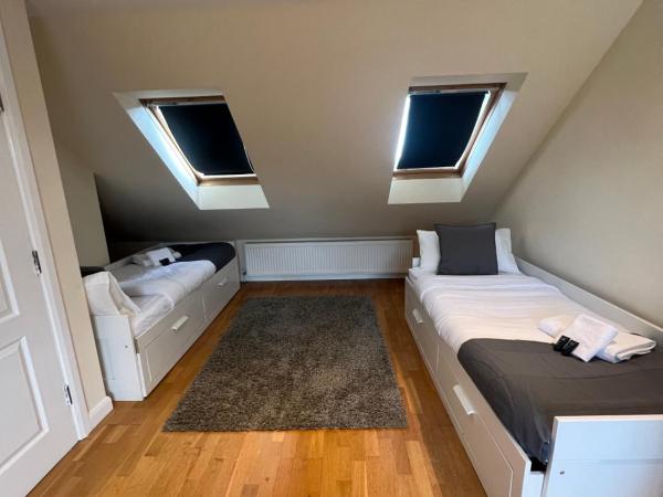 Stunning House 15 min from Wembley arena : photo 4 de la chambre studio familial