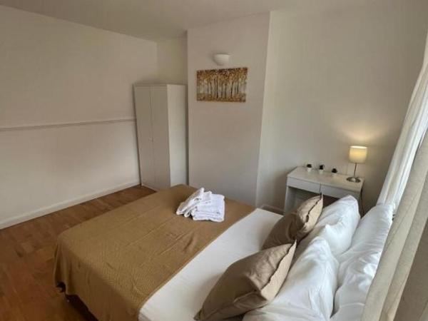 Stunning House 15 min from Wembley arena : photo 5 de la chambre chambre deluxe