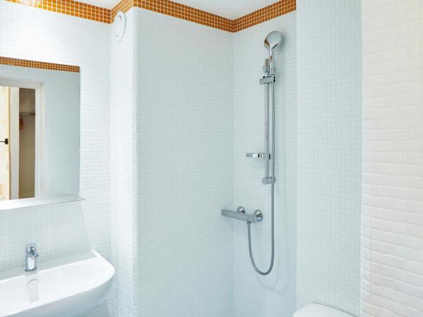 Hôtel California : photo 3 de la chambre chambre simple avec vue sur la colline