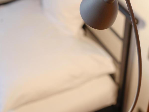 Hotel Mutterhaus Düsseldorf : photo 3 de la chambre chambre double affaires