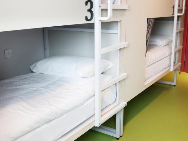 Clink i Lár : photo 4 de la chambre lit dans dortoir mixte de 10 lits