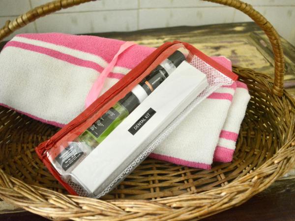 Housetel : photo 4 de la chambre chambre double deluxe avec lit d'appoint