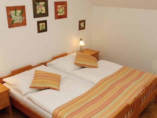 Sant Georg Garni : photo 10 de la chambre chambre lits jumeaux avec balcon