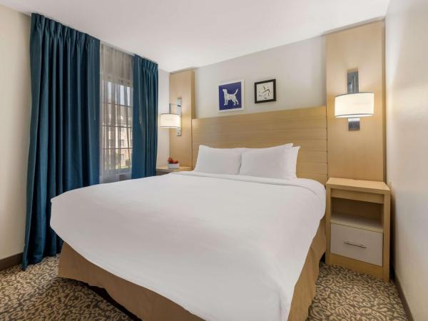 Sonesta ES Suites Charlotte Arrowood : photo 3 de la chambre suite 2 chambres avec lit king-size