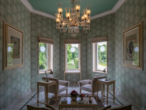 Rajmahal Palace RAAS : photo 7 de la chambre suite familiale