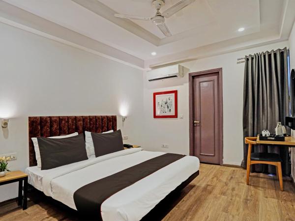 Super Townhouse 203 Sector 57 Near Bestech Central Square Mall : photo 6 de la chambre chambre triple classique